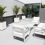 California Rooms - Caters To Gay Men